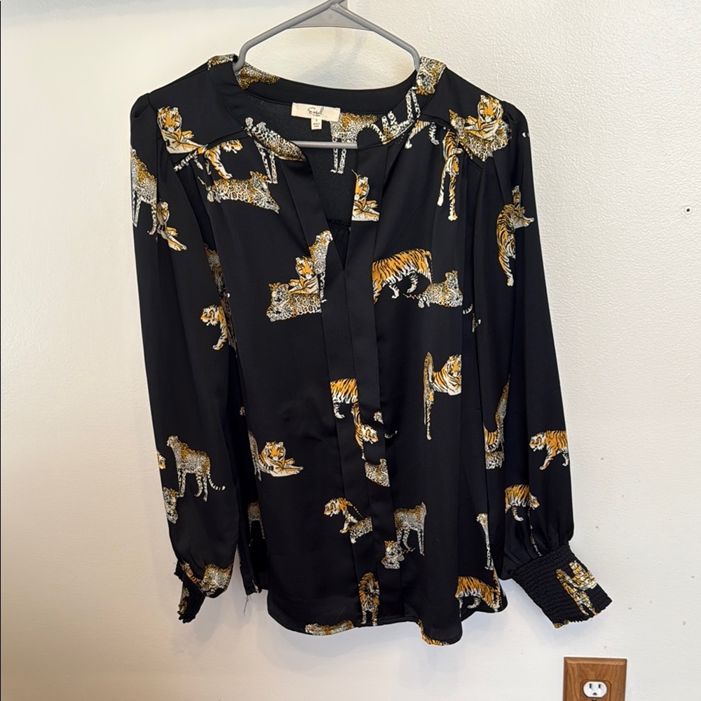 Easel Black Tiger Print Women's Top size S